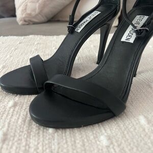 Steve Madden Sleek Black Heels
